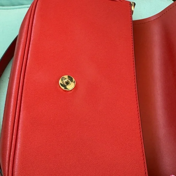 Michael Kors Red Shoulder Bag - Picture 4 of 16